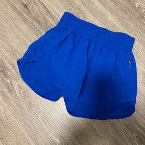 Lululemon Tracker Short 4’